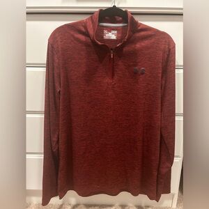 Men’s Medium Under Armour Shirt